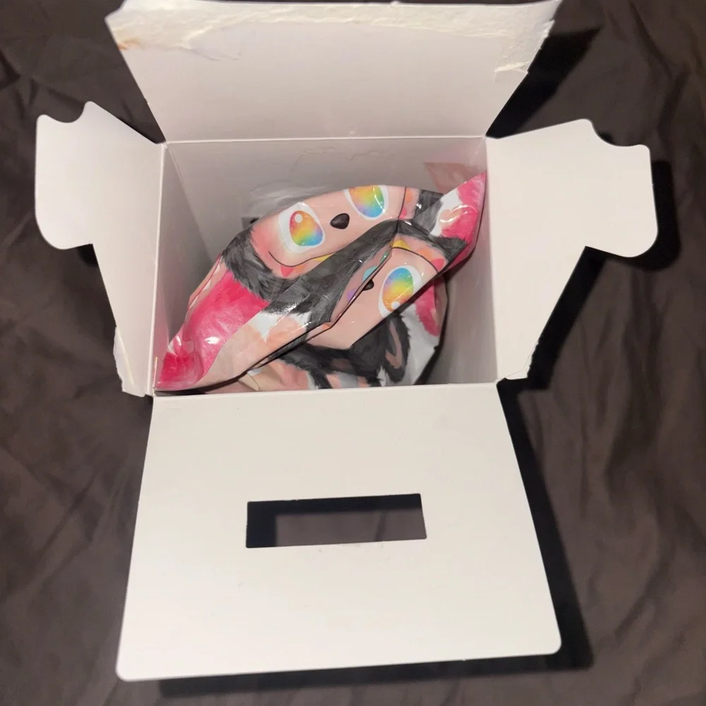 BIG INTO ENERGY “ID” - Picture 7 of 12